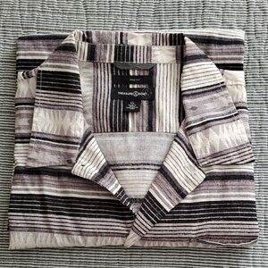Treasure & Bond Short Sleeve Button-Up in Black and Gray Stripe